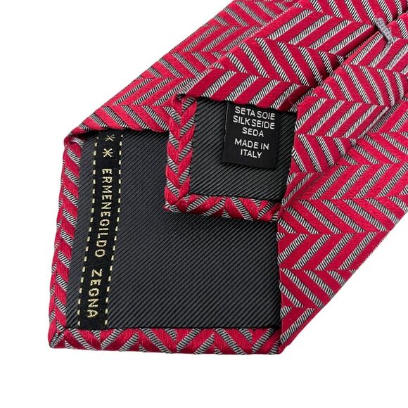 Ermenegildo Zegna Mens Contemporary Recent Tie Red Herringbone Silk 3 3/8" x 60" - Picture 8 of 10
